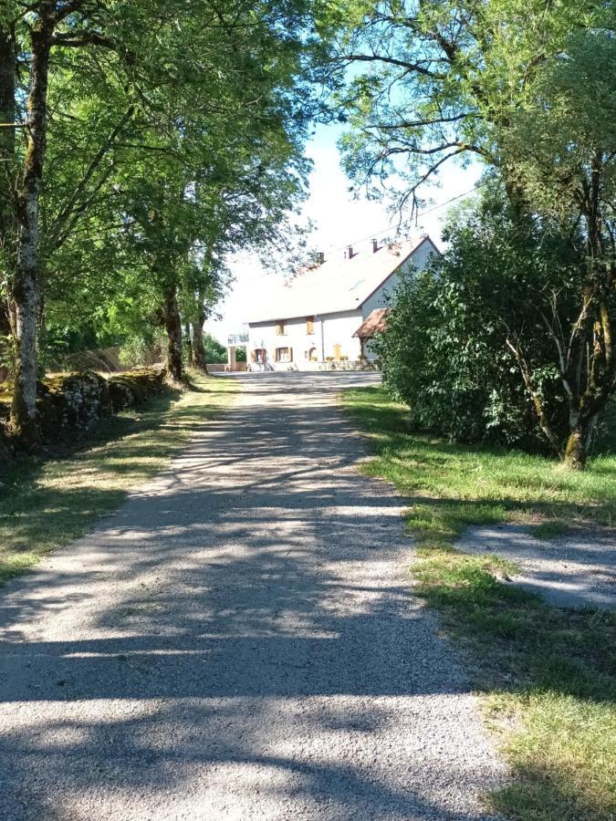 Gite De La Saugiat Le Fied Exterior photo